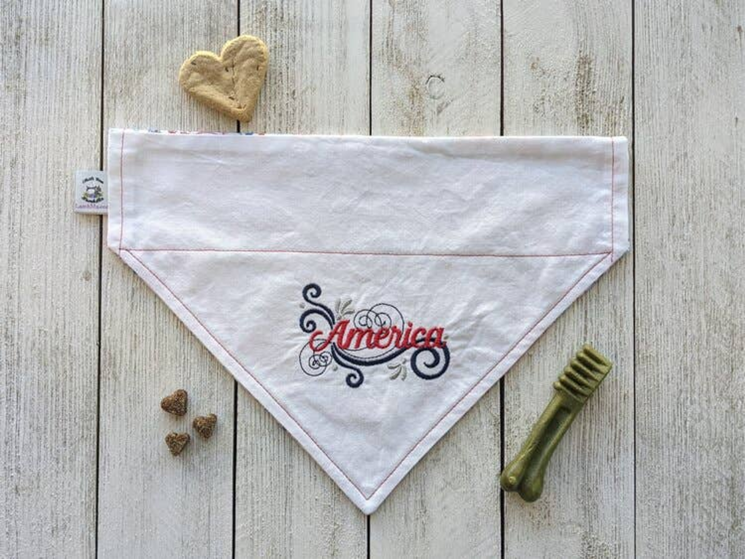 That's Sew LambMa Embroidered Print - Traditional Tie-Around Dog Bandana Dog Bandana