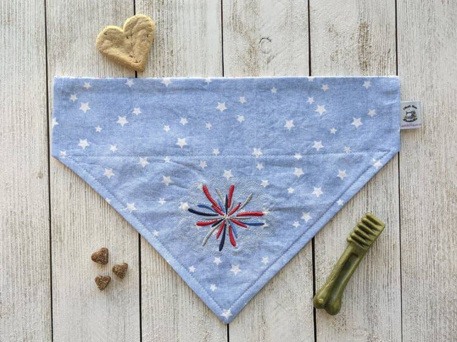 That's Sew LambMa Embroidered Print - Traditional Tie-Around Dog Bandana Dog Bandana
