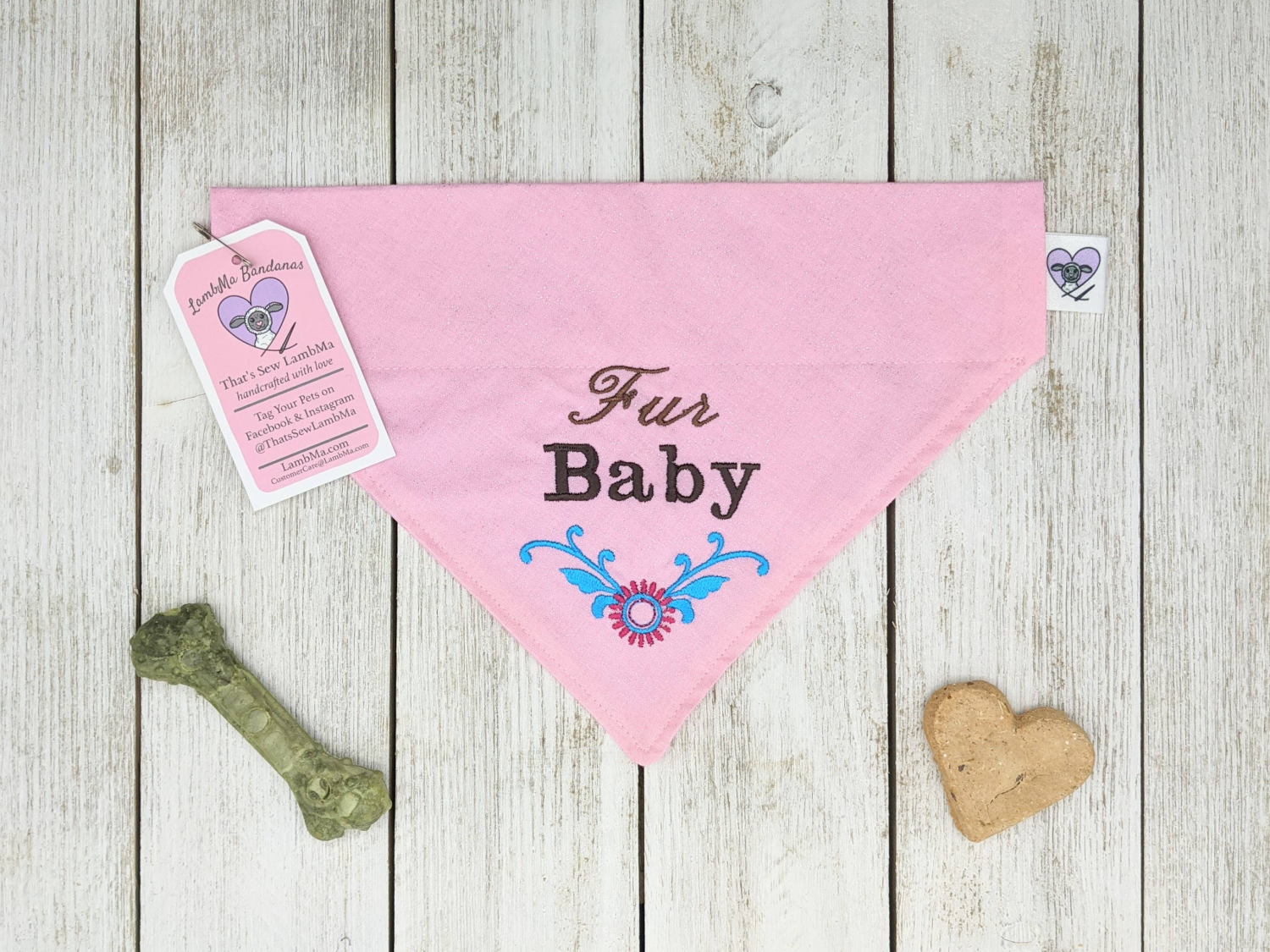 That's Sew LambMa Embroidered Print - Traditional Tie-Around Dog Bandana Dog Bandana