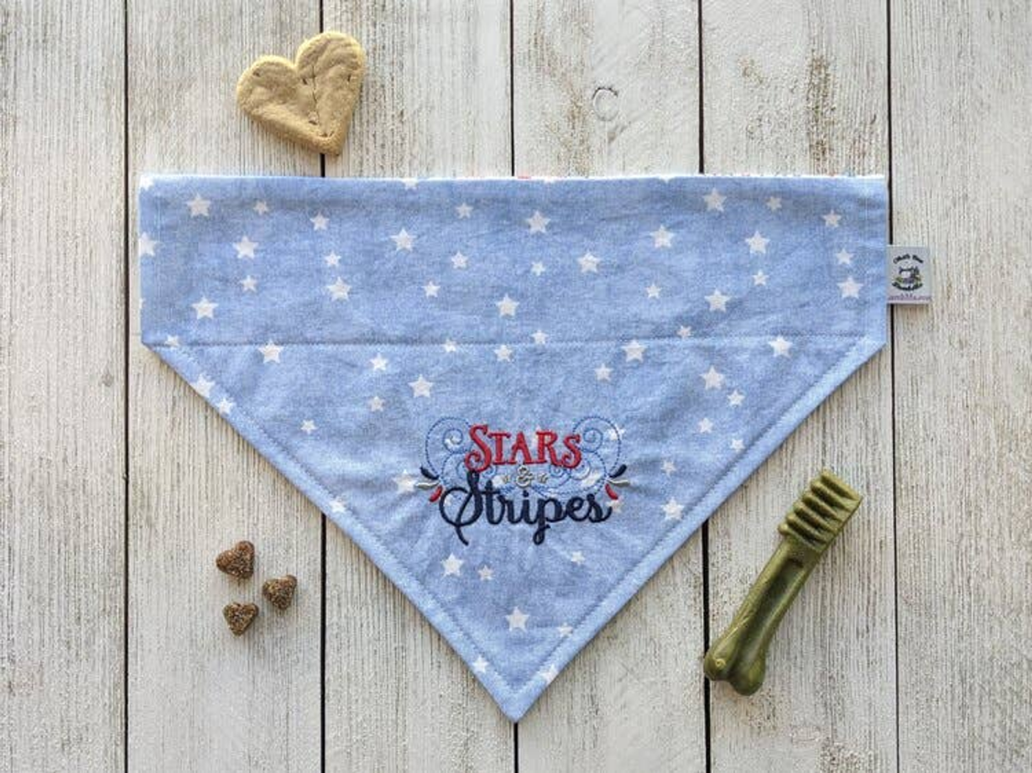 That's Sew LambMa Embroidered Print - Traditional Tie-Around Dog Bandana Dog Bandana