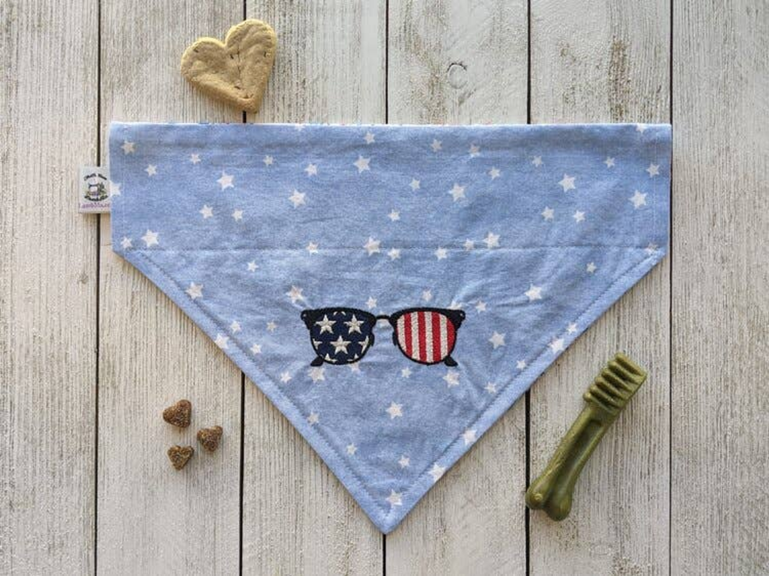 That's Sew LambMa Embroidered Print - Traditional Tie-Around Dog Bandana Dog Bandana