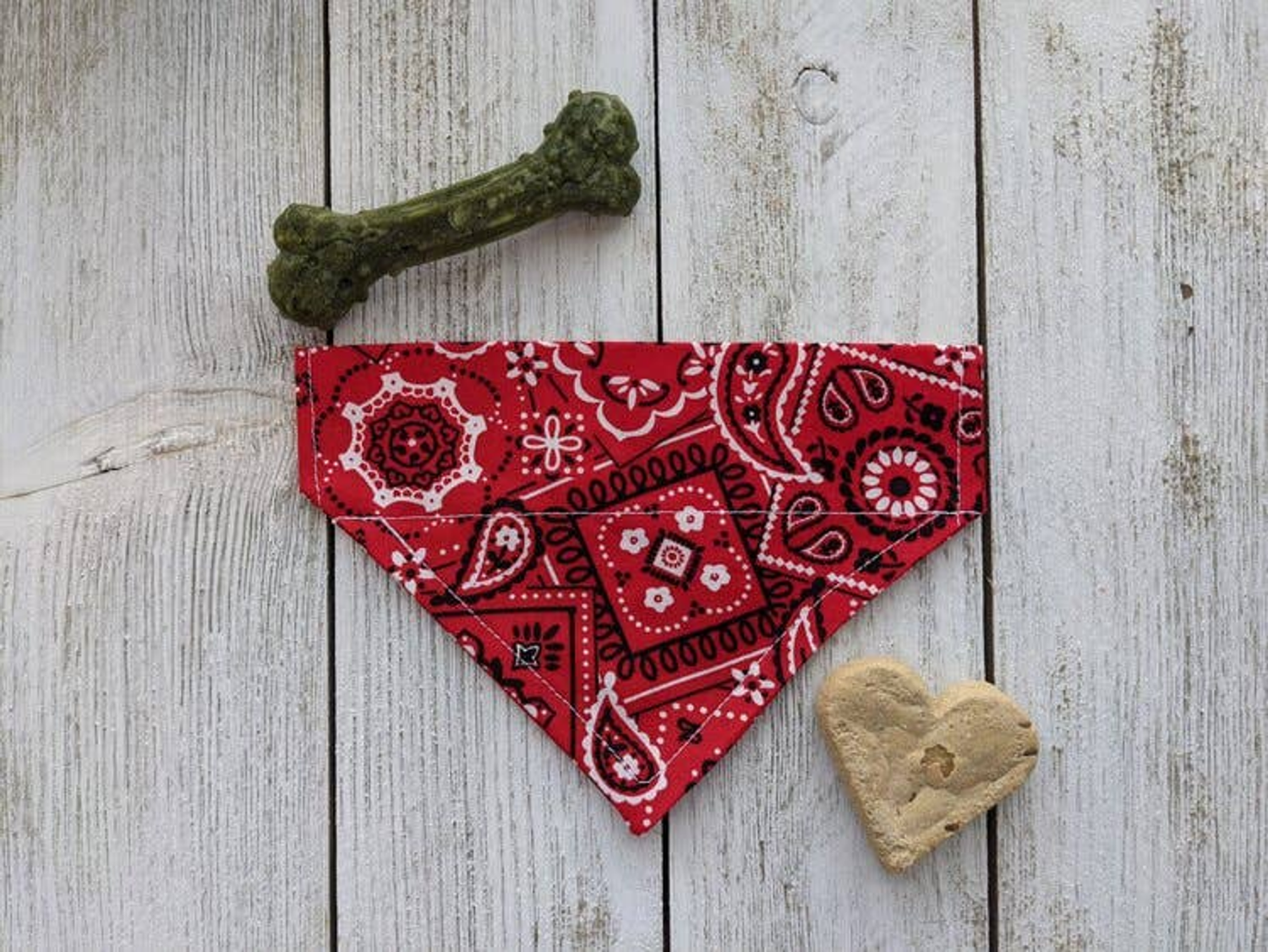 That's Sew LambMa Over-The-Collar Dog Bandana Dog Bandana