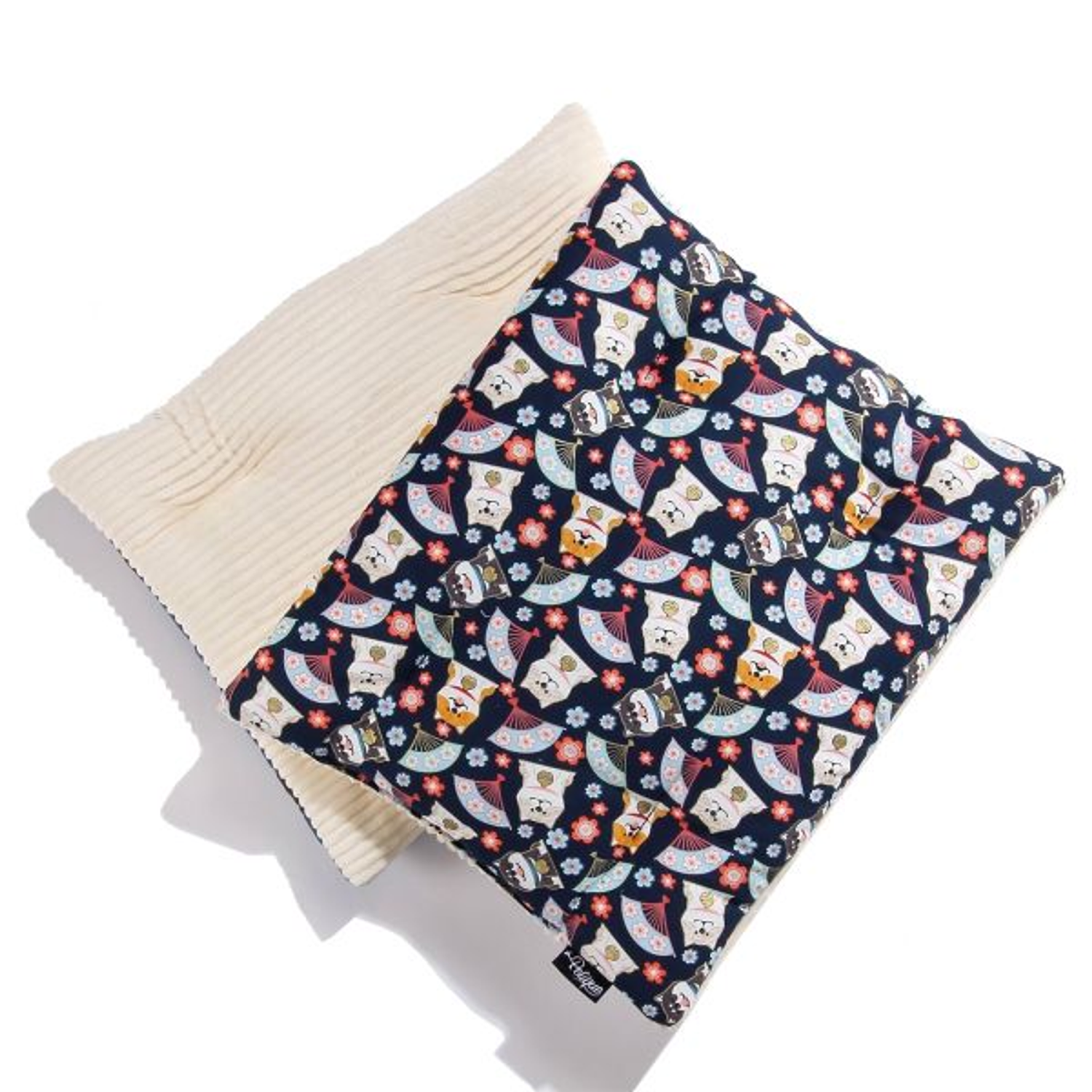 Petique Inc Comfy Mat Pet Bed Pet Beds