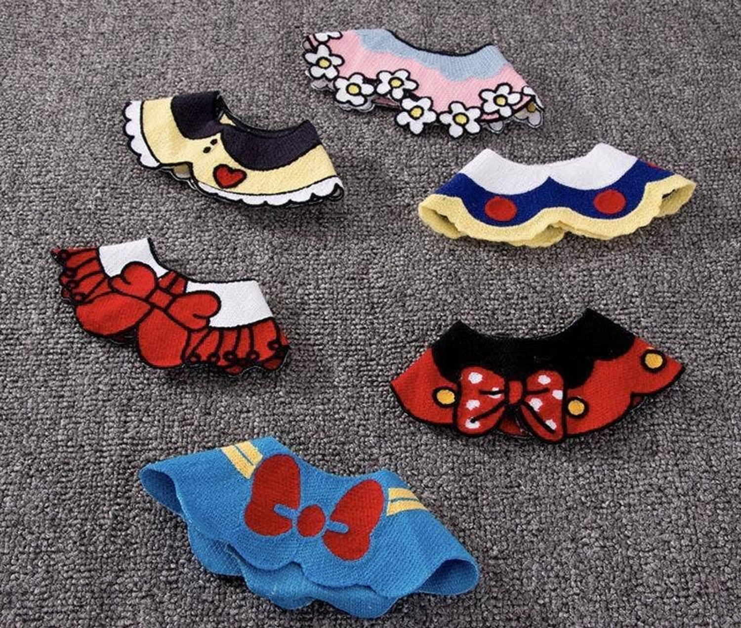 Pawsome Pets CA Micky and Minnie Pretty Pets Bibs (Outfits - Disney Collection) Pet Accessories