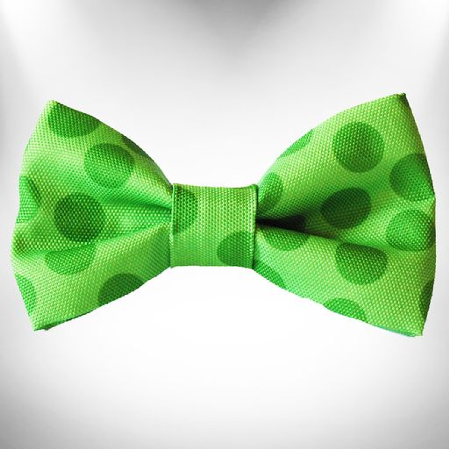 WalkeWoo Ltd Polka Dot Dog - Monotone Bow Tie Pet Accessories