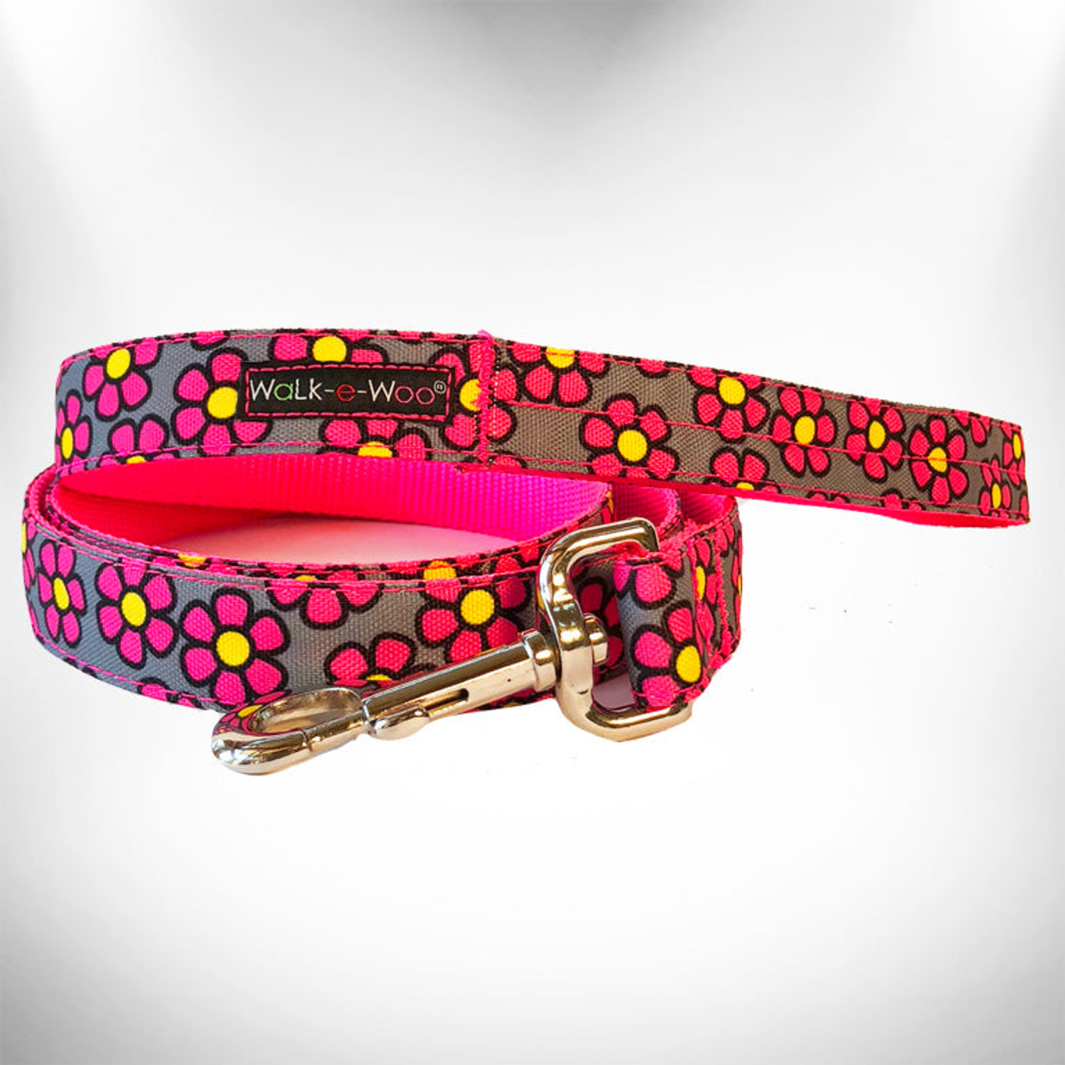 WalkeWoo Ltd Daisies Dog Leash Dog Leashes